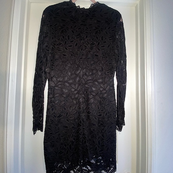H&M women’s black long sleeve mock neck lace dress, size large - Picture 2 of 3